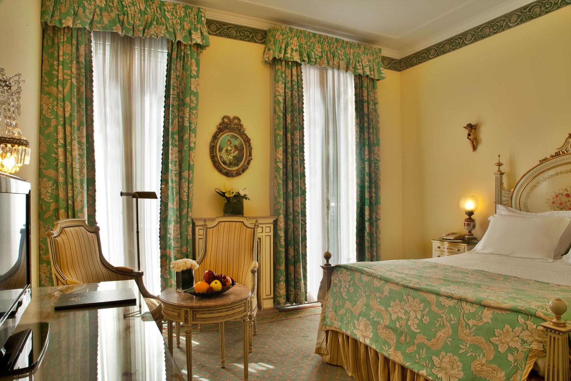 Hotel Avenida Palace Lisboa Eksteriør bilde A room at the hotel