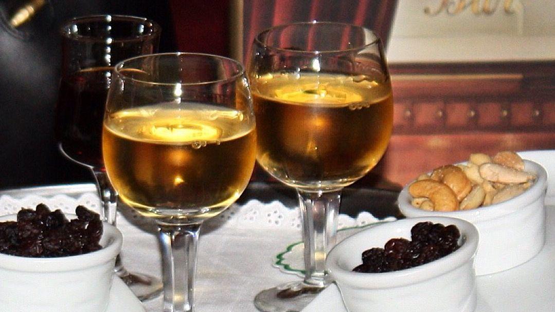 Hotel Avenida Palace Lisboa Eksteriør bilde Two glasses of sherry