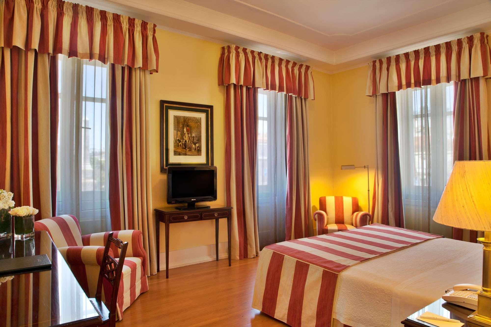 Hotel Avenida Palace Lisboa Eksteriør bilde A room at the hotel