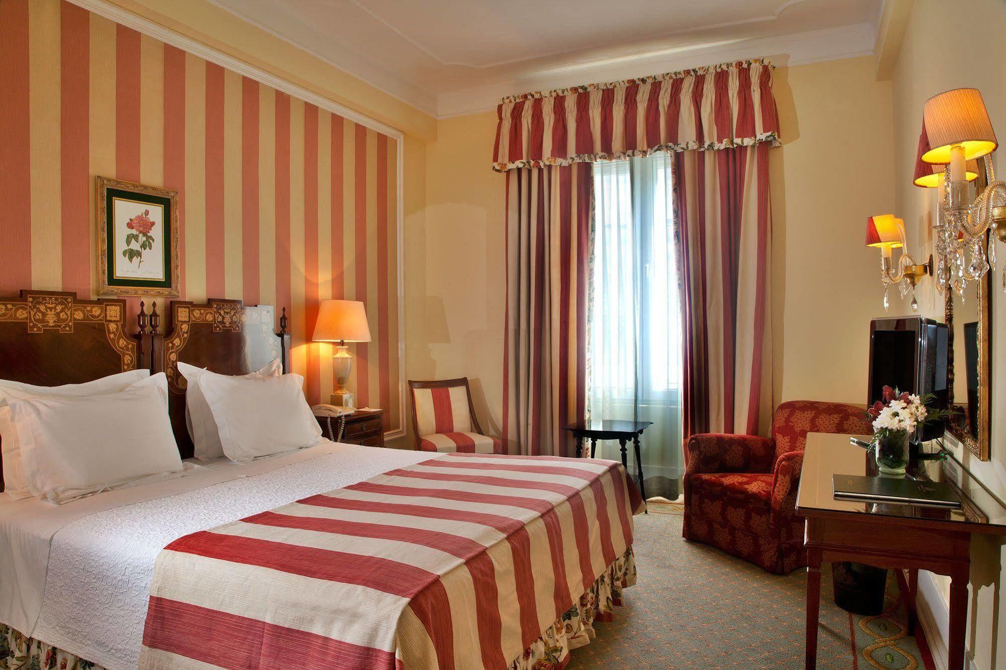 Hotel Avenida Palace Lisboa Eksteriør bilde A room at the hotel